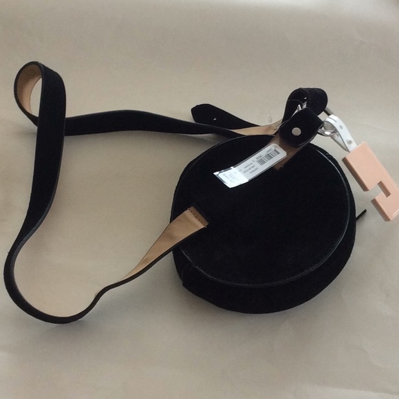 Rebecca Minkoff round belt bag (3 jewels missing) - Picture 3 of 10